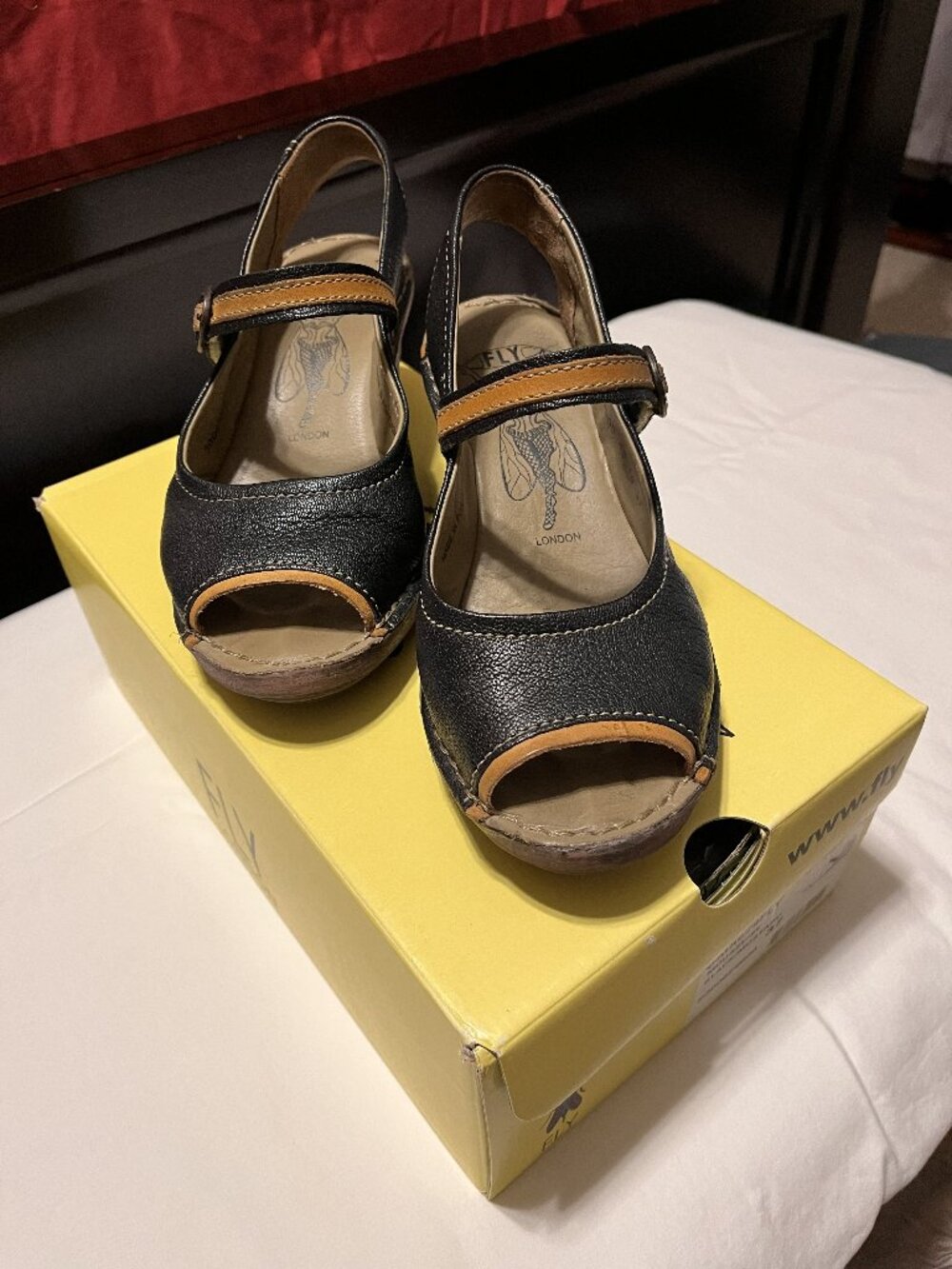 Fly London Saia Ladies Sandal Size EU 37 Women, Black/Mustard